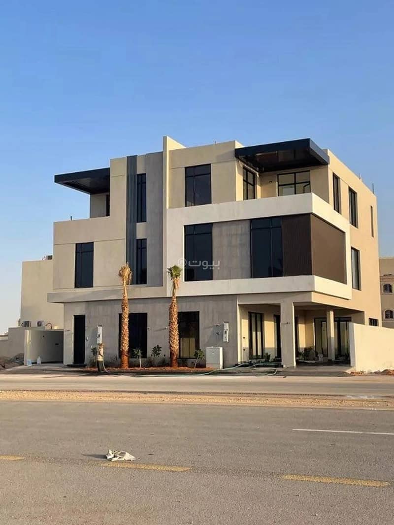 4 Rooms Villa For Sale in Al Mahdiyah, Riyadh