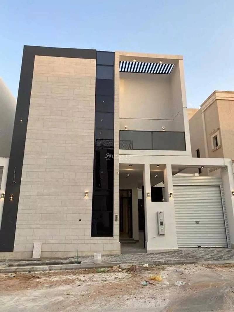 6 Rooms Villa For Sale, Al Mahdiyah, Riyadh