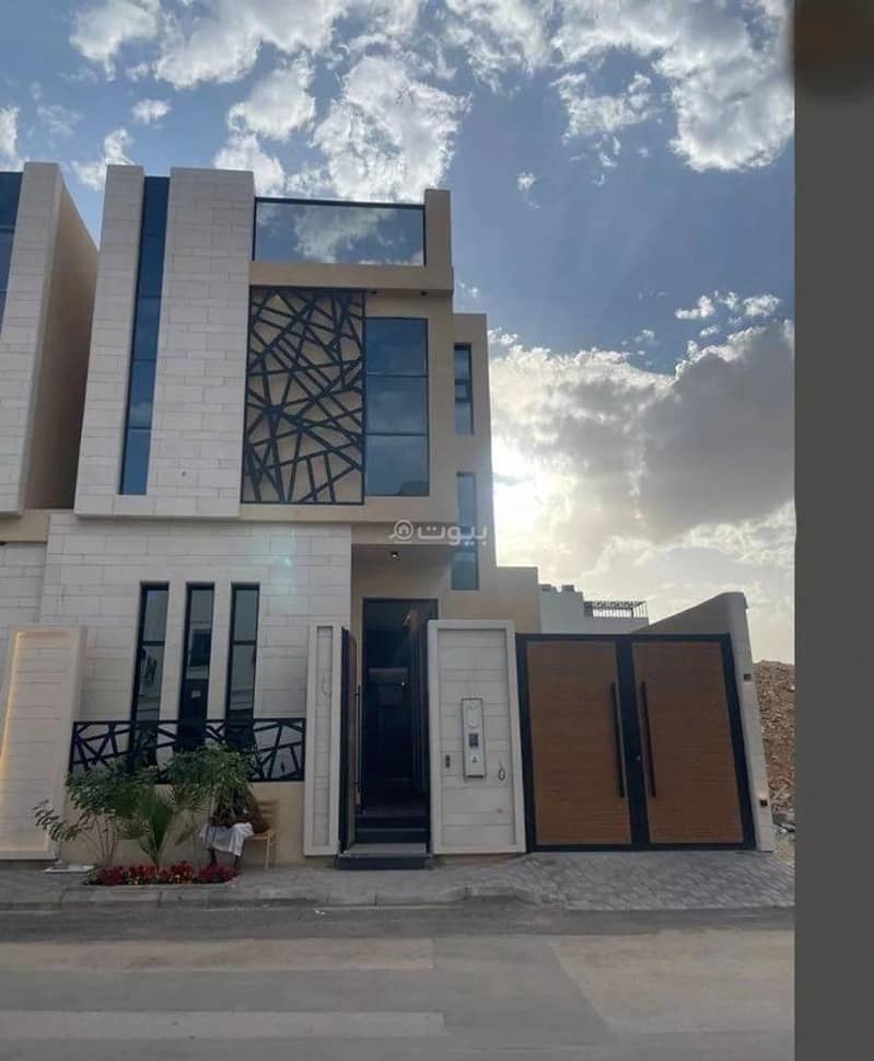 7 Rooms Villa For Sale on Abi Arouah Street, Riyadh