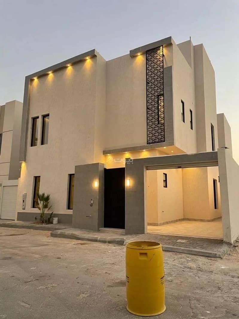 6-Room Villa For Sale in Al Mansuriyah District, Riyadh