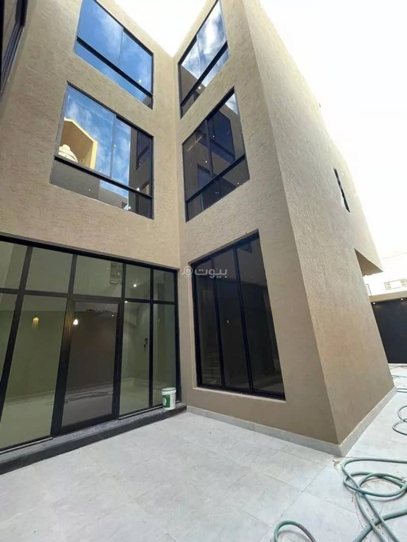 6 Rooms Villa For Sale, 20 Street, Al Riyadh