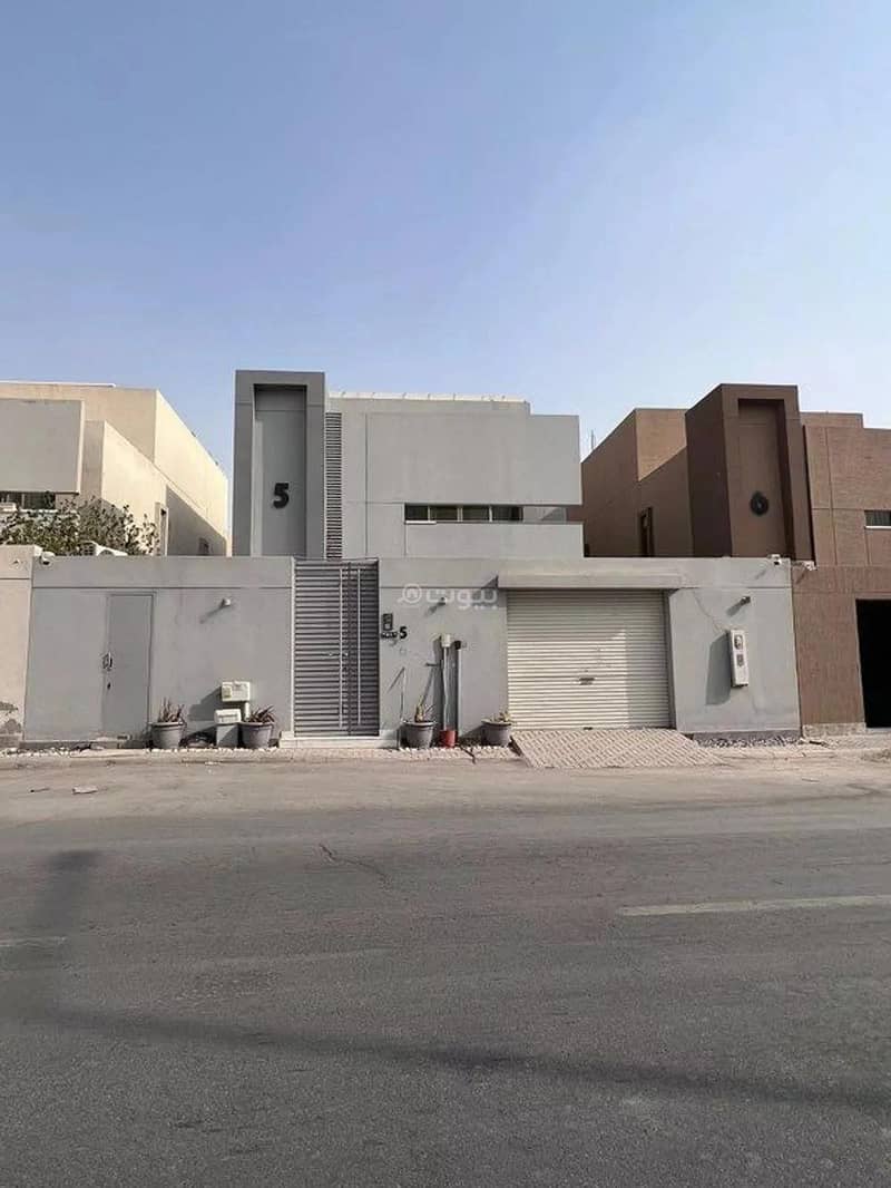 4-Room Villa For Sale in  Al yasmin, Al-Riyadh