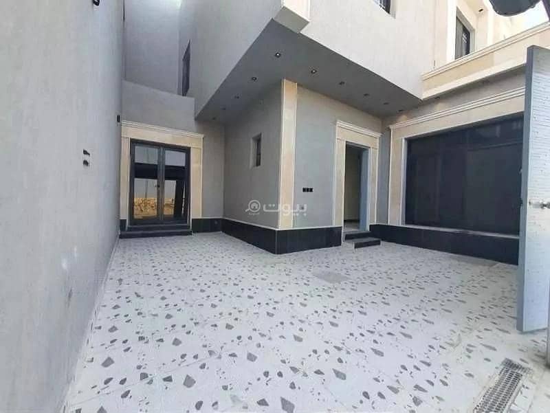 5 Rooms Villa For Sale in Badr District, Riyadh