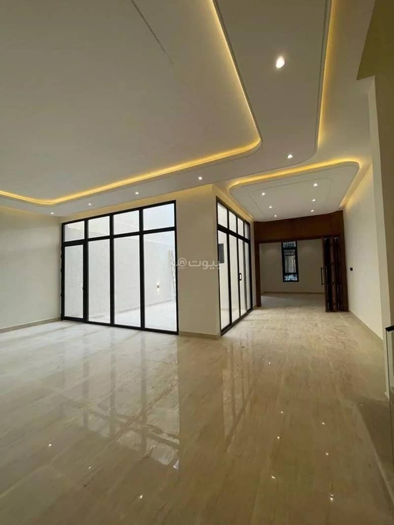 5-Room Villa For Sale in Al Mahdiyah, Riyadh