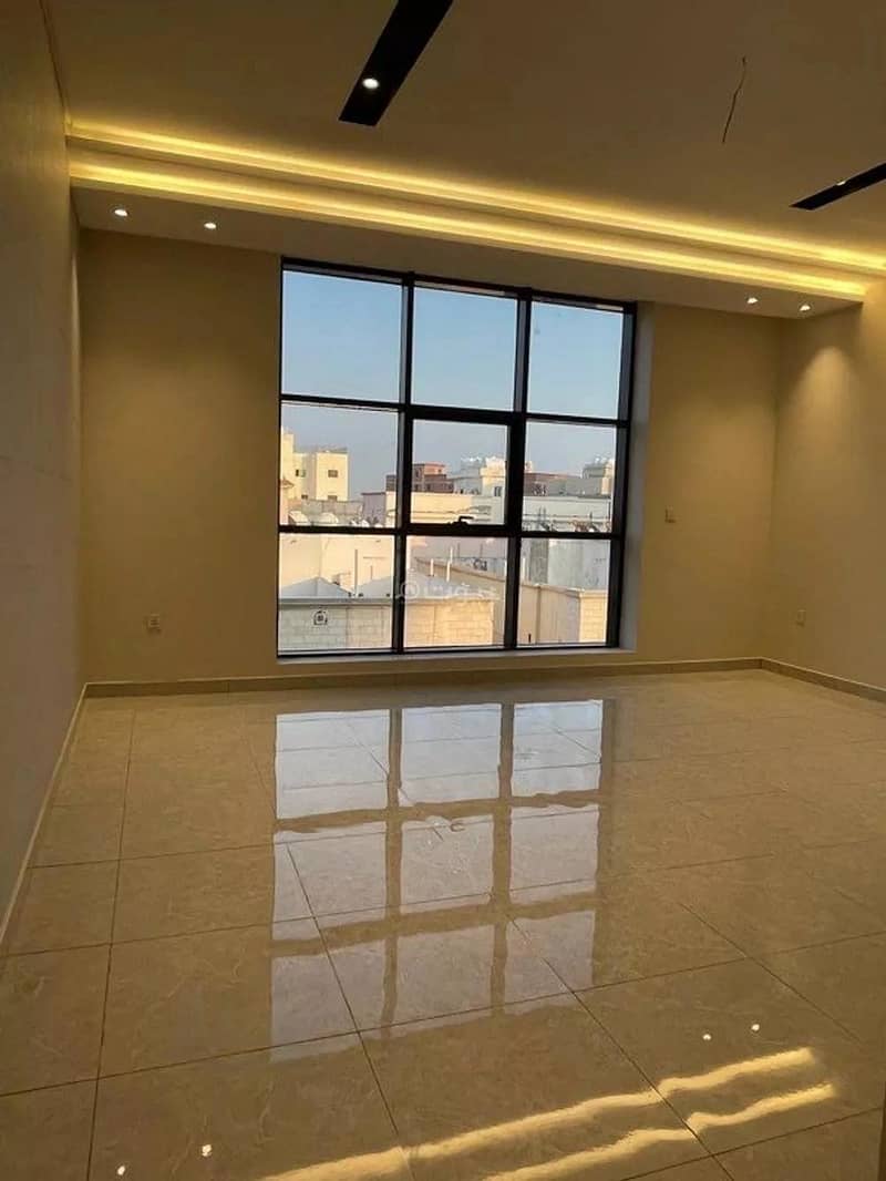6 Room Apartment For Sale in Al Woroud, Jeddah