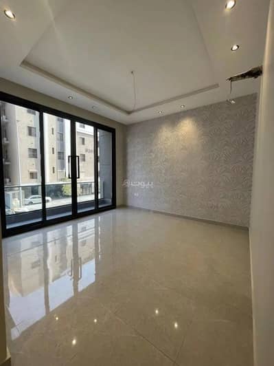 4 Bedroom Flat for Sale in Jeddah, Western Region - Apartment for sale on Hadara Street in Al-Fayhaa district, Jeddah