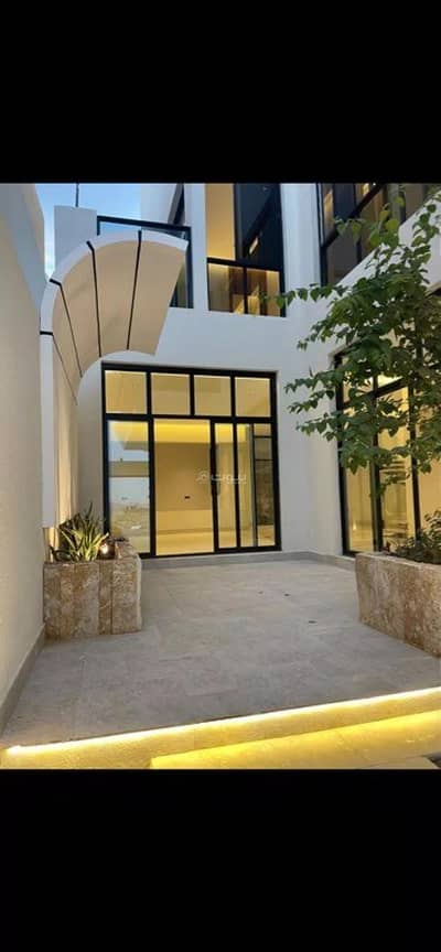 3 Bedroom Villa for Sale in Riyadh, Riyadh Region - 6 Room Villa For Sale, Al Dahnaa Street, Riyadh