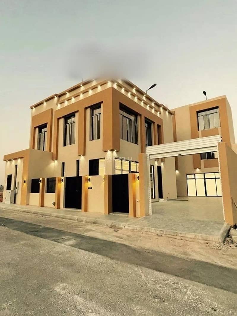 5 Room Villa For Sale in Al Mahdiyah District, Riyadh