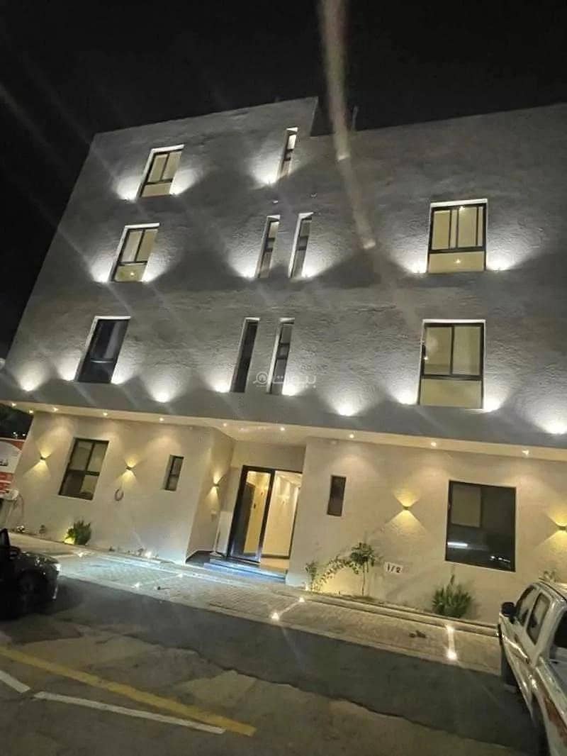 شقة 5 غرف للبيع، شارع الكسائي، الرياض