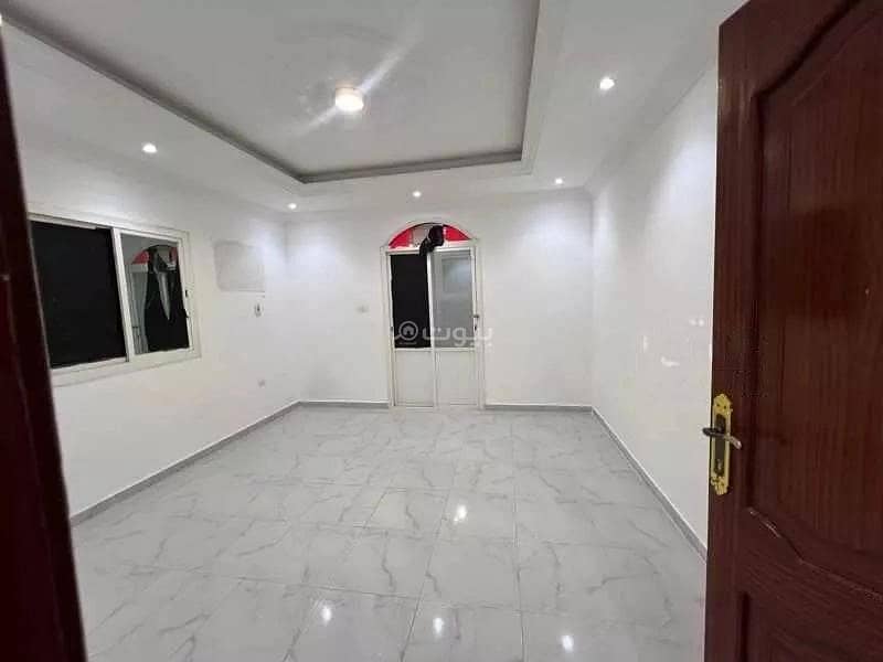 4 Room Apartment For Rent on Abdullah Bin Al-Sa'ib Street, Jeddah