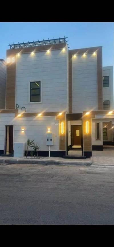 7 Bedroom Villa for Sale in Madina, Al Madinah Region - 7-ROOM VILLA FOR SALE IN AL MUNAWWARAH, MEDINA