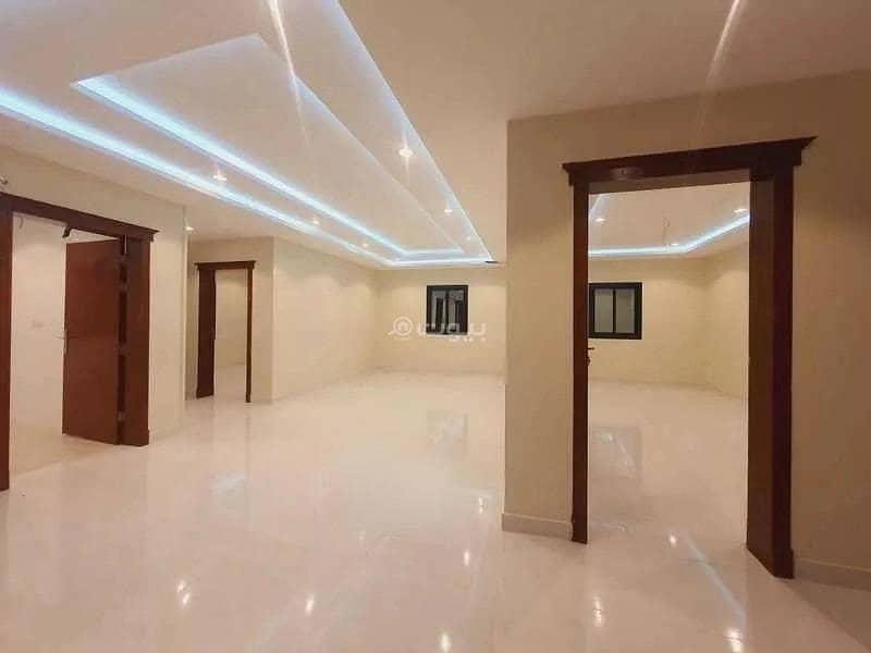 13 Room Villa For Sale in Al Riyadh, Jeddah