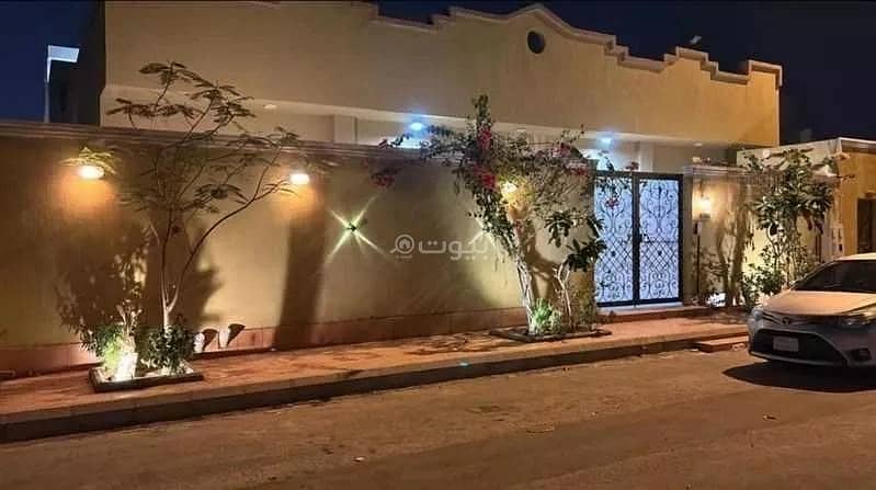 8-Room Villa For Sale on Mohammed Ali Al-Bukhari Street, Jeddah
