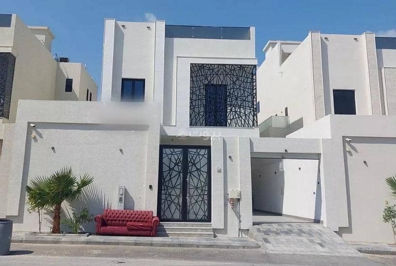 5 Room Villa For Sale on Al Khobar - Salwa Al Sahli Street, Dammam