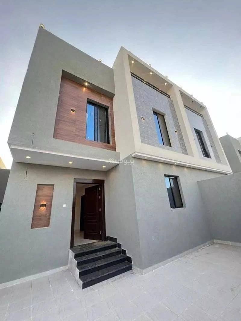 10-Room Villa For Sale on 15 M Street, Jeddah
