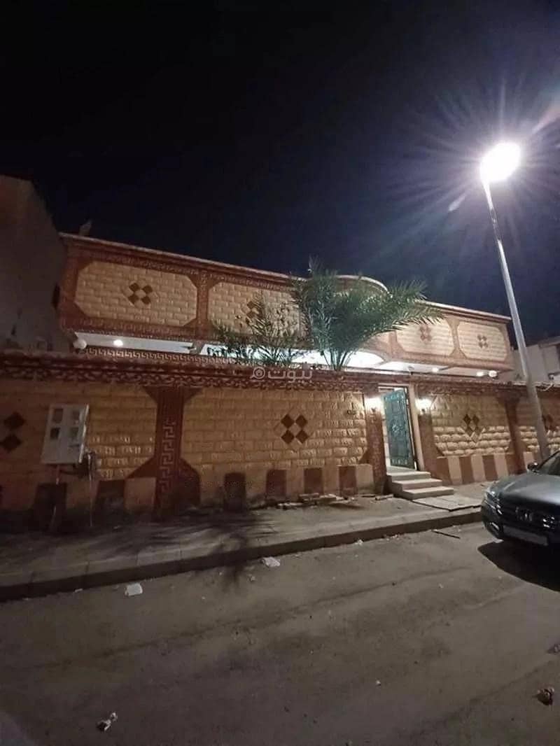 Building For Sale on Abdullah Bin Dawood Street, Jeddah