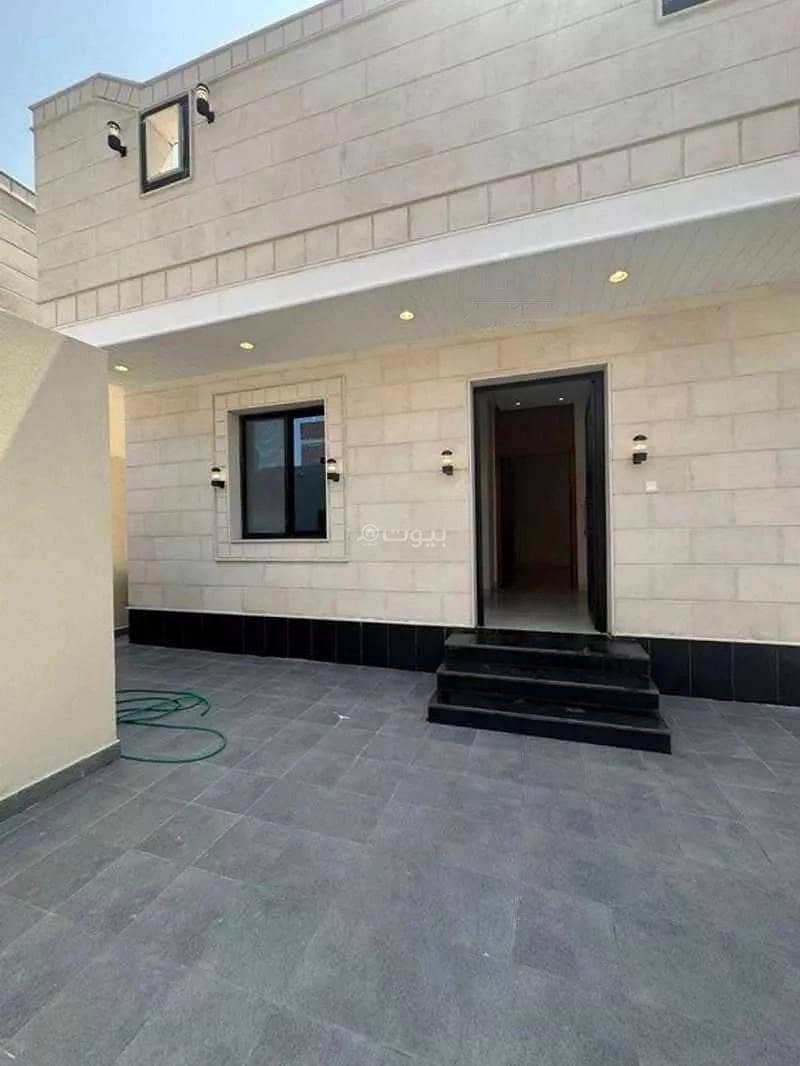 5 Room Villa For Sale on 15 M Street, Jeddah