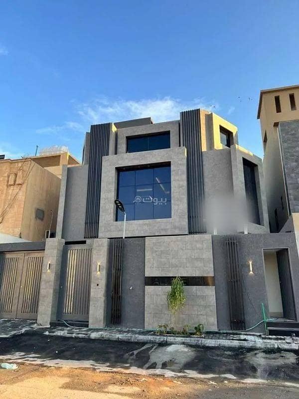7 Rooms Villa For Sale in 15th Street, Riyadh