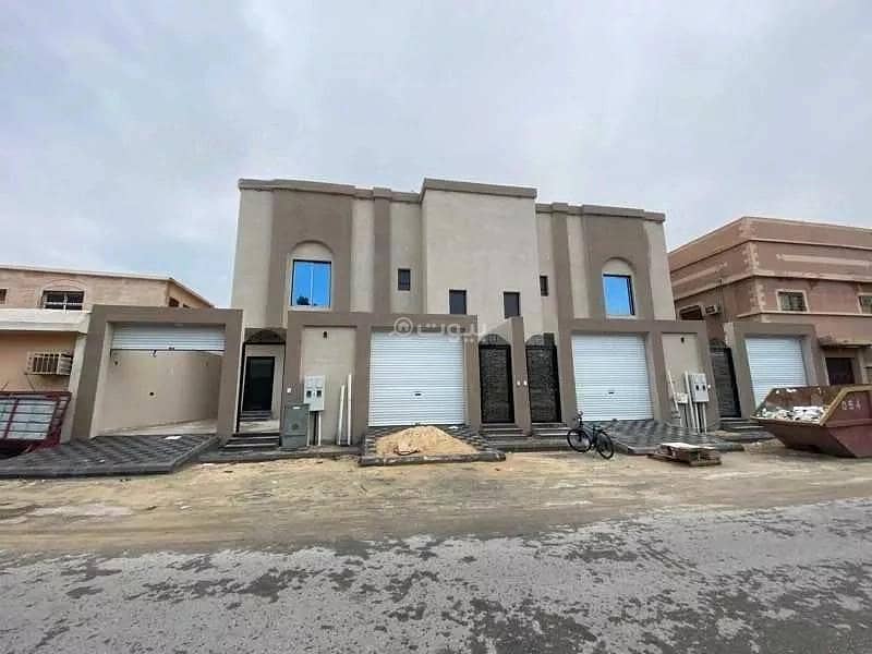 5 Room Apartment For Sale in Al Damam