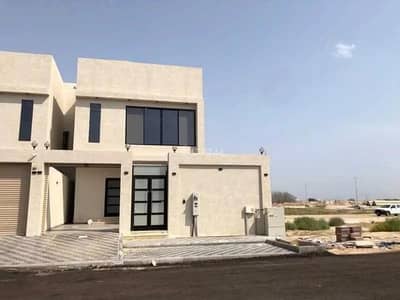 9 Bedroom Villa for Sale in Dammam, Eastern Region - 9 Rooms Villa for Sale in King Fahd Suburb, Dammam