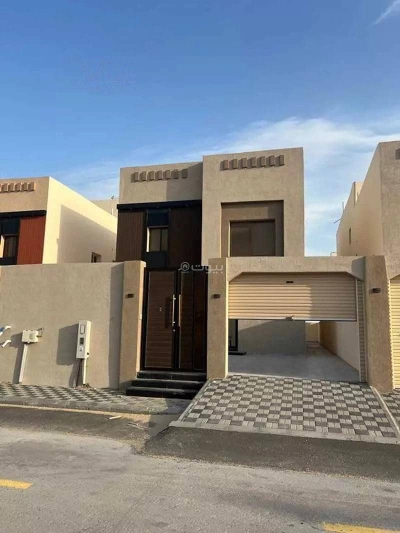 10-Room Villa For Sale -  Dammam