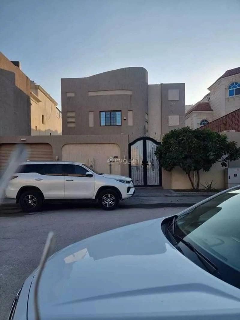 5 Rooms Villa For Sale in Al Muntazah, Dammam