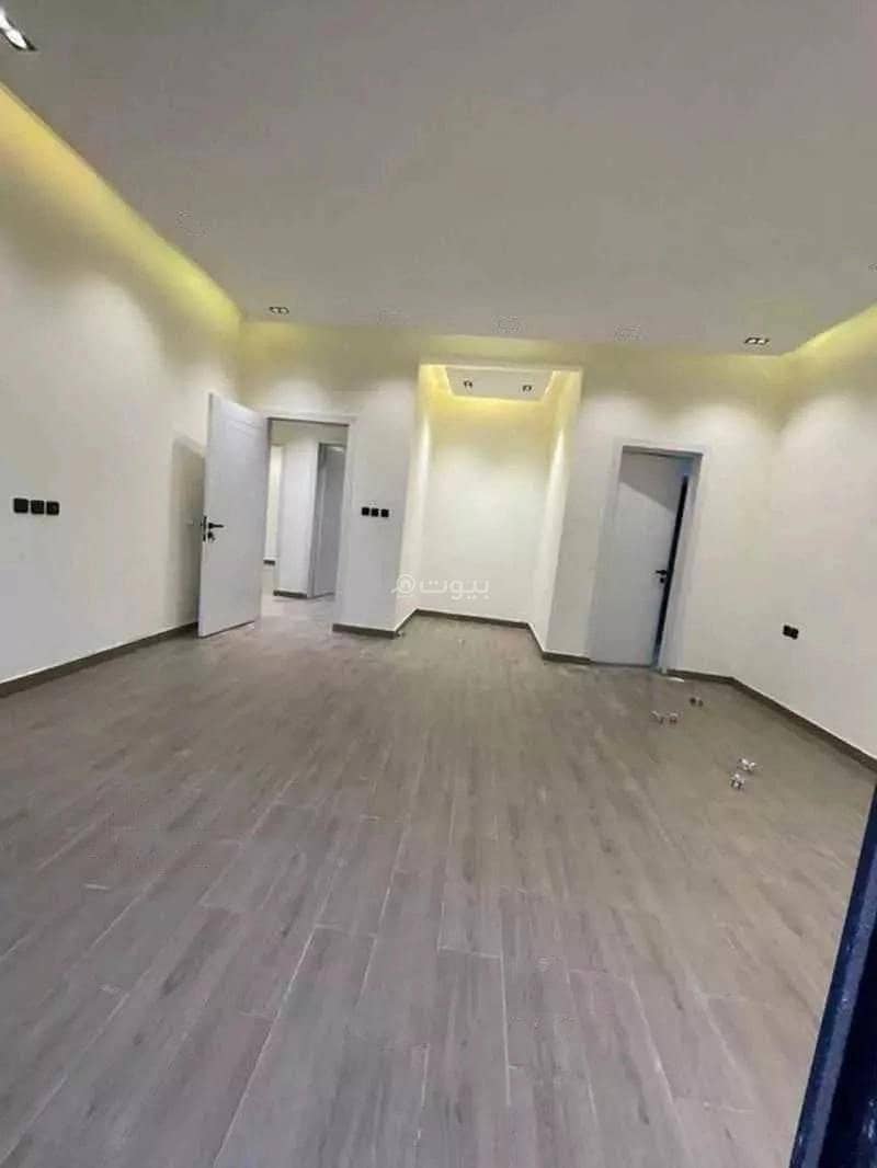 3 Rooms Floor For Sale in Okaz, Riyadh