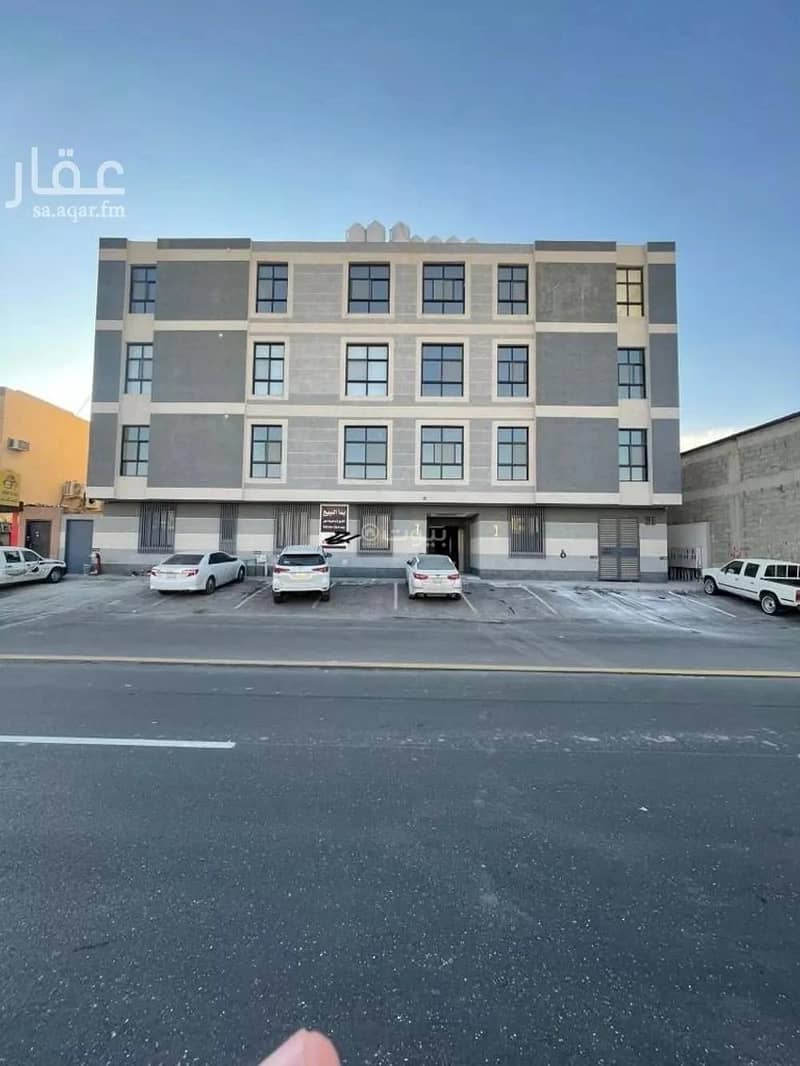 4 Rooms Apartment For Sale in 
Alawali,
 Al Riyadh