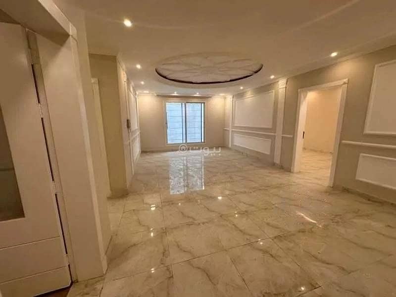 6-Room Apartment For Rent in Al Shulah, Dammam
