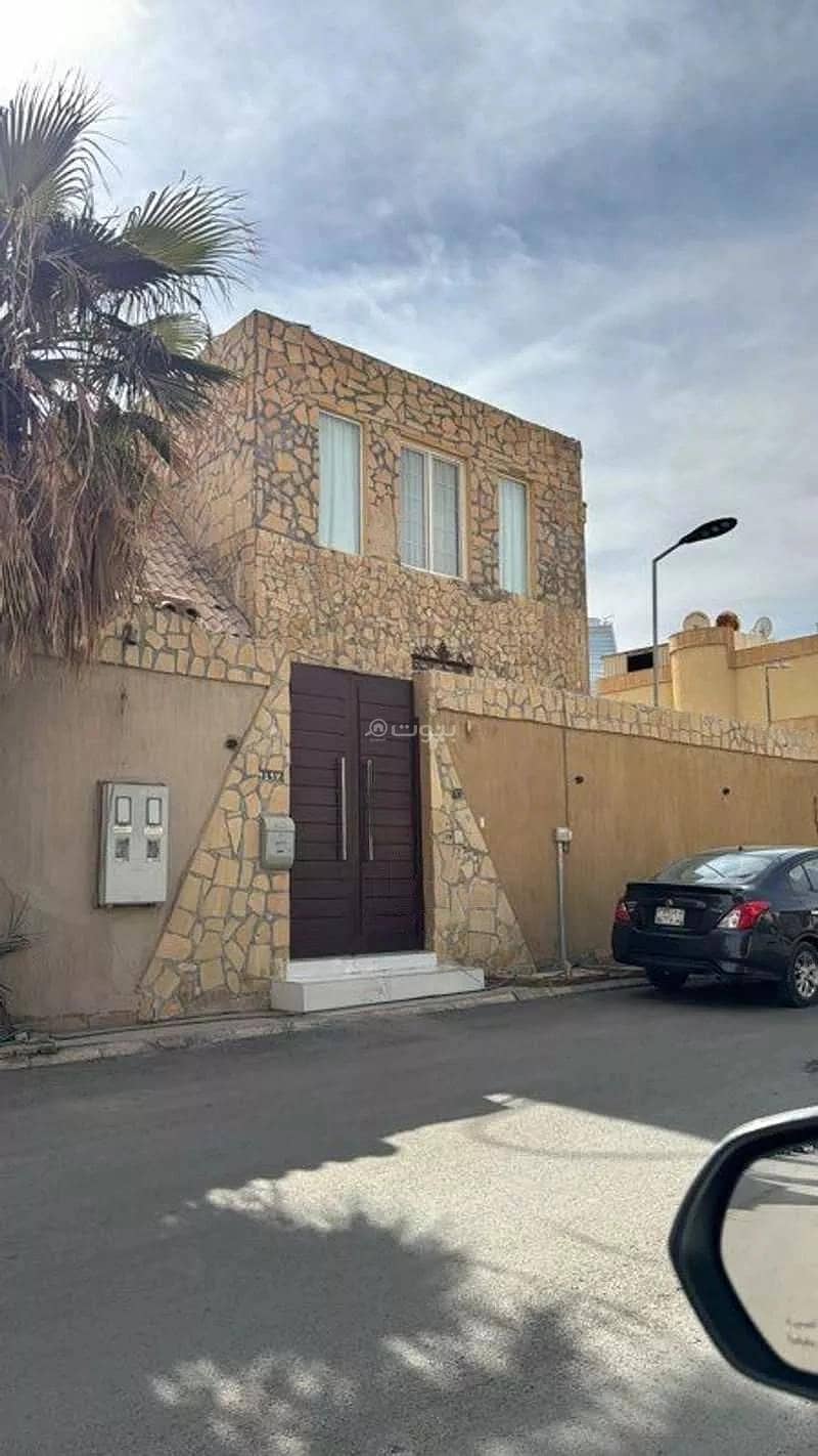 5 Rooms Villa For Sale in Al Malika Fahad, Riyadh