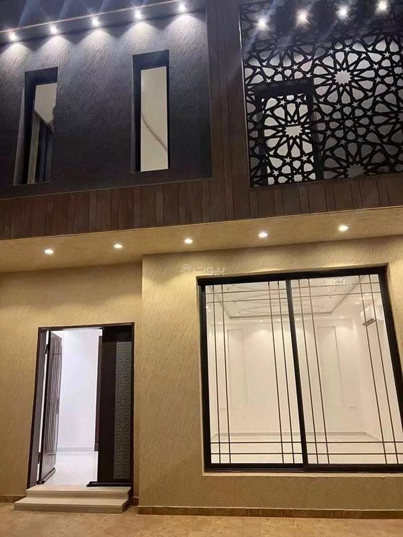 7 Rooms Villa For Sale on Street, Al Arid, Riyadh