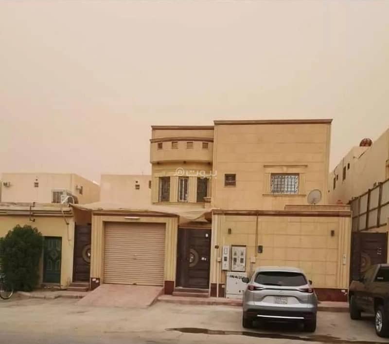 9 Rooms Villa For Sale on Al Nabih Street, Riyadh