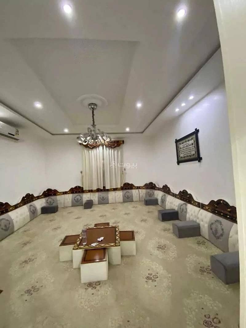 8 Room Villa For Sale in Al Monisiyah, Riyadh