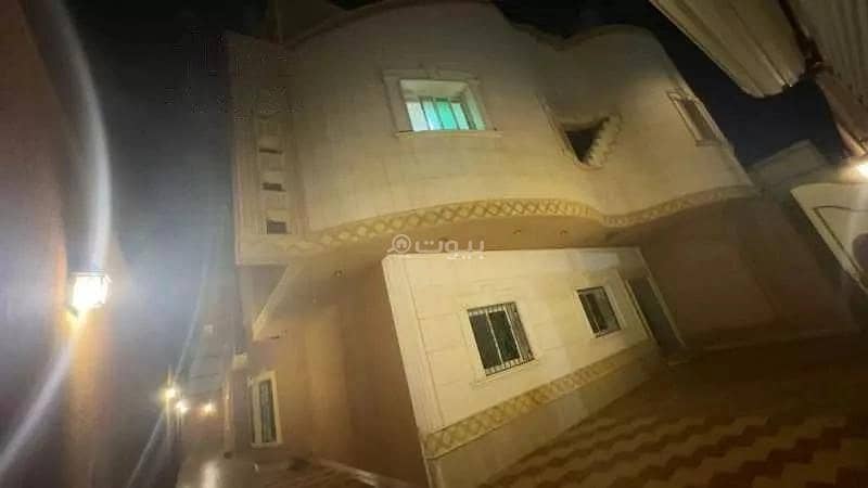 فيلا 7 غرف للايجار على شارع الحريق، الرياض