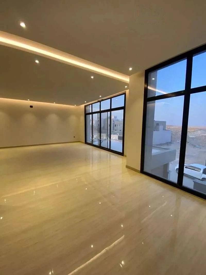 4 Bedroom Villa For Rent on Street 15, Riyadh