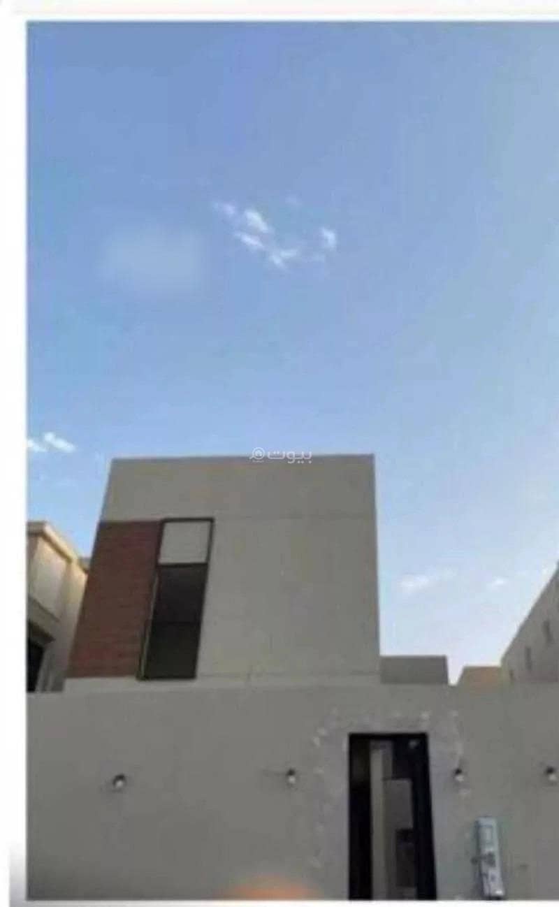 4 Rooms Villa for Sale - Behind Bin Abi Qasim Street, Riyadh