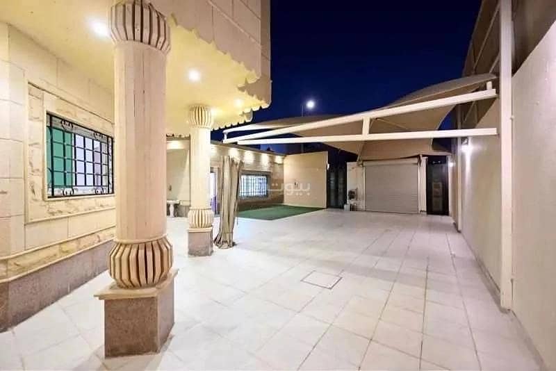 7 Rooms Villa For Sale in Al Yarmouk, Riyadh