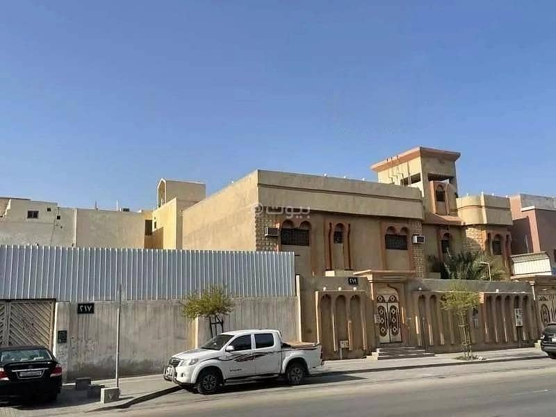 قصر للبيع في شارع الأمير مساعد بن عبدالرحمن بن فيصل، الرياض