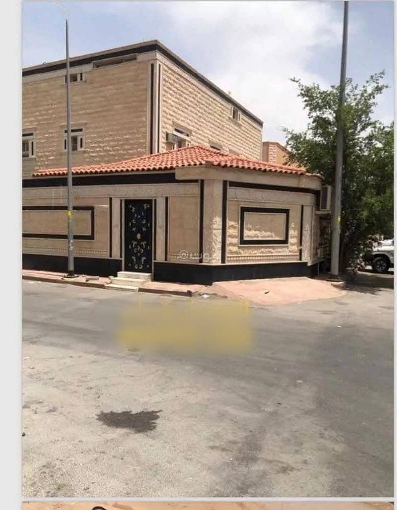 5 Rooms Villa For Sale in 15 North and West, Riyadh