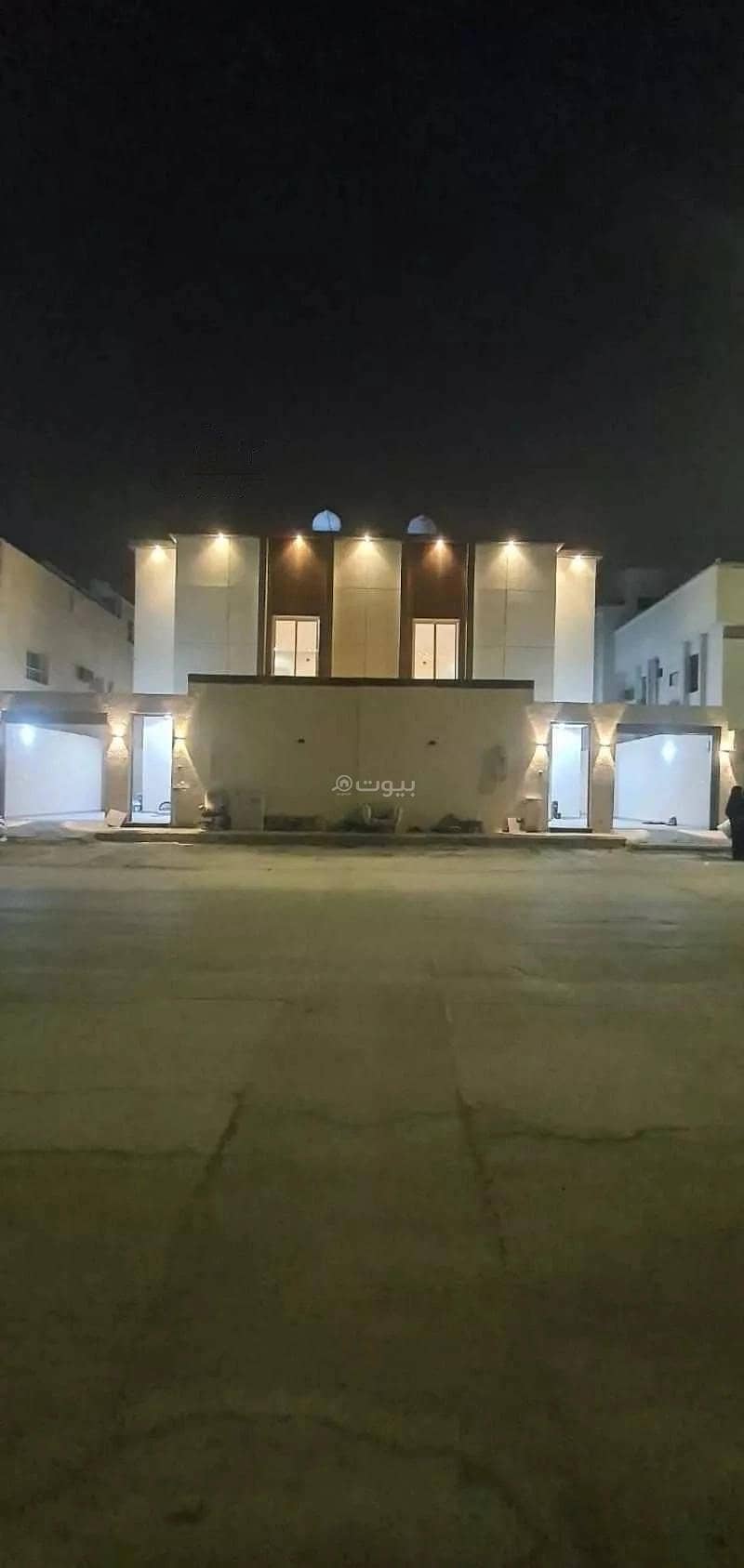 5 Rooms Villa For Sale in Al Aziziya, Riyadh