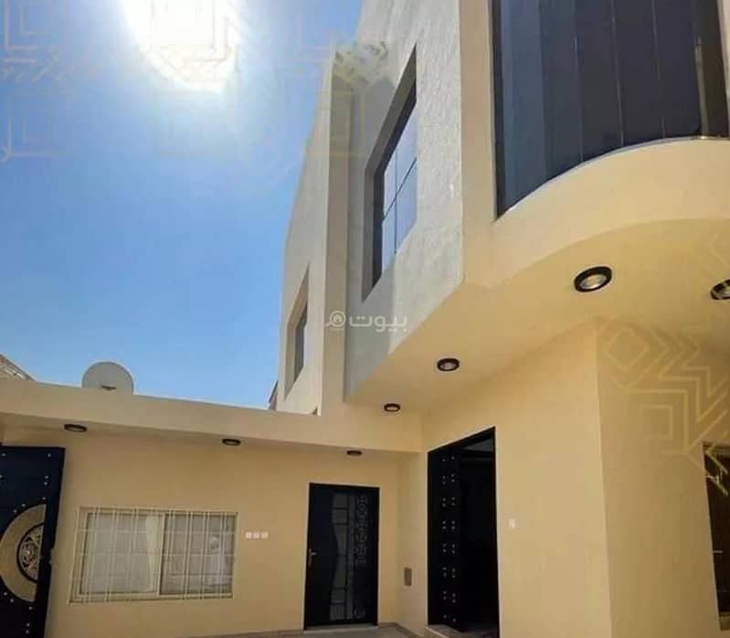7 Rooms Villa For Sale on 15 Street, Riyadh