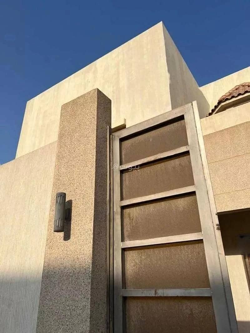 5 Rooms Villa For Sale on 186th Street, Riyadh