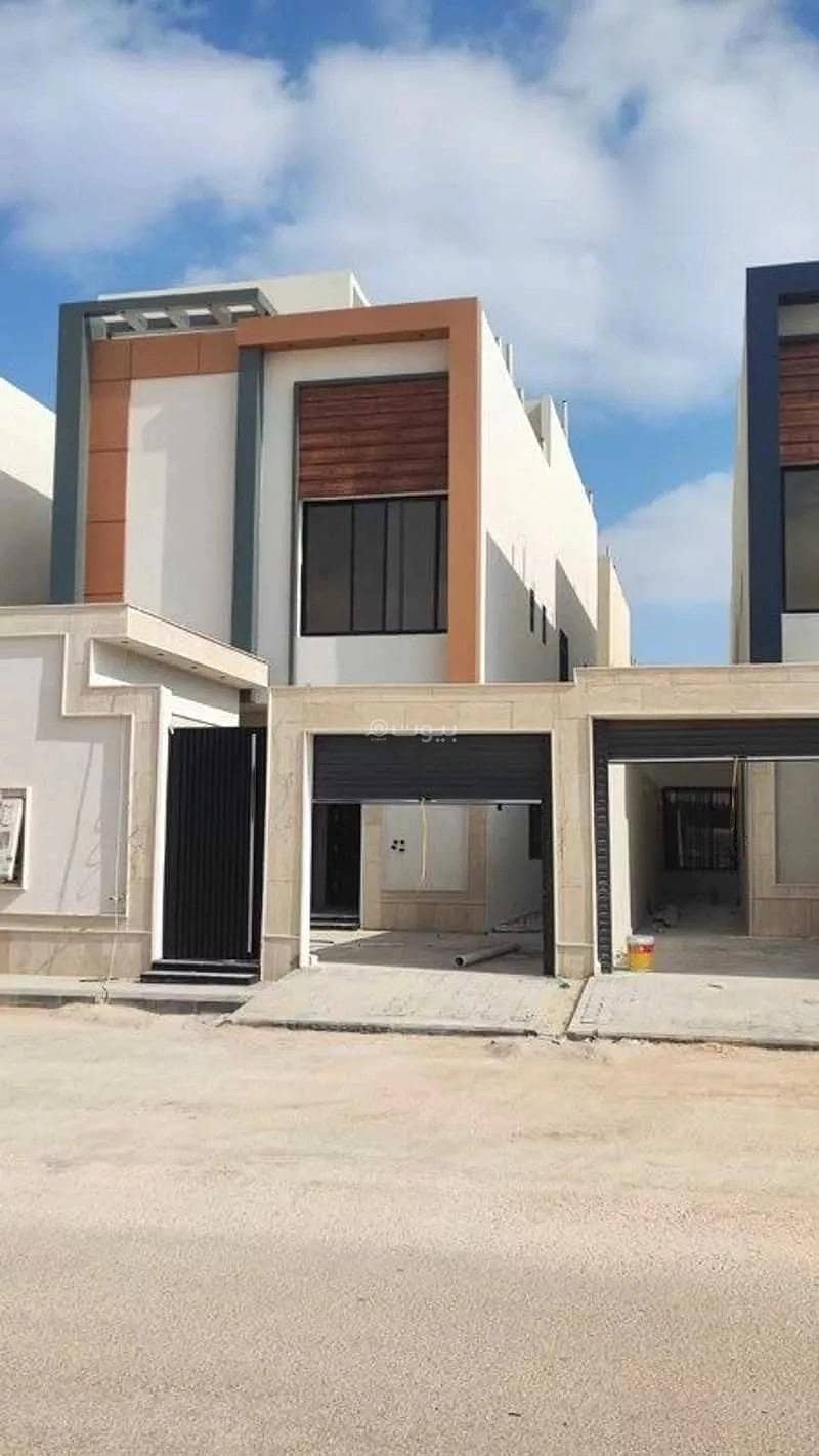5 Rooms Villa For Sale on Mohamed Rashad Street, Riyadh