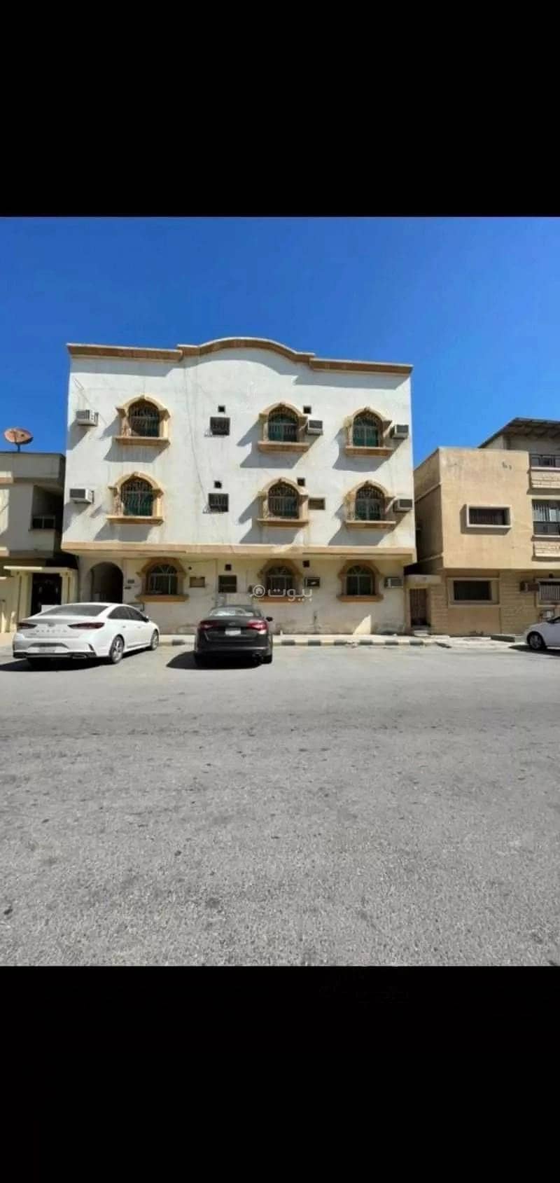 8 Room Building For Sale in Al Thuqba, Al Khobar