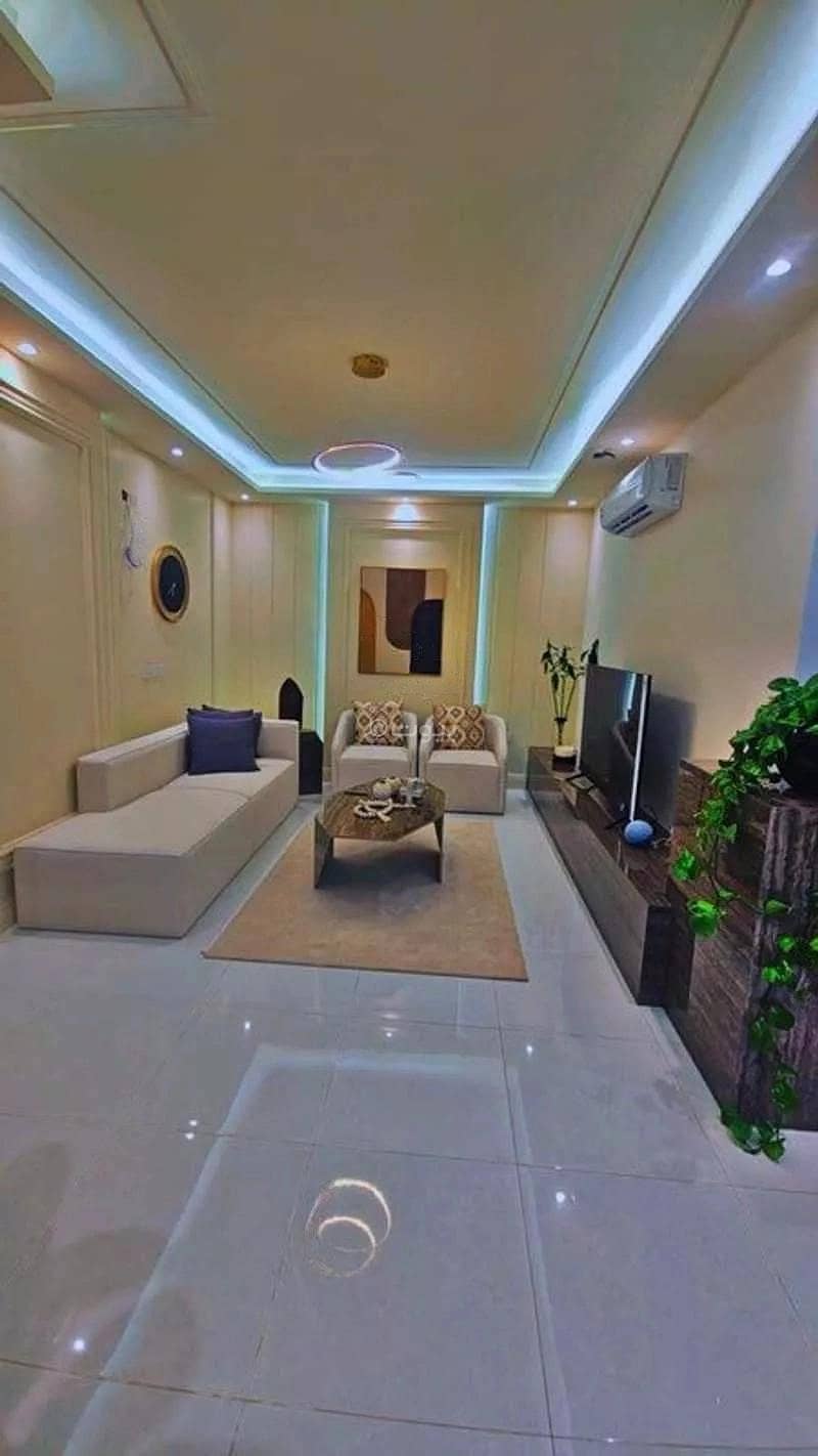 5 Bedroom Apartment For Sale on Al-Waha Street, Western Region