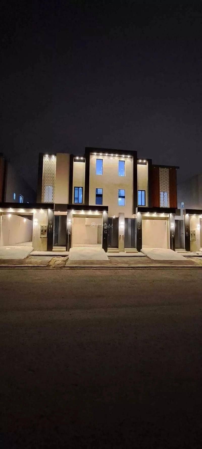 5 Rooms House For Sale, 20 Street, Riyadh