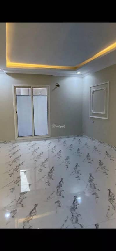 5 Bedroom Apartment for Sale in Dammam, Eastern Region - 5 Room Apartment For Sale on 7 Street, Al-Dammam