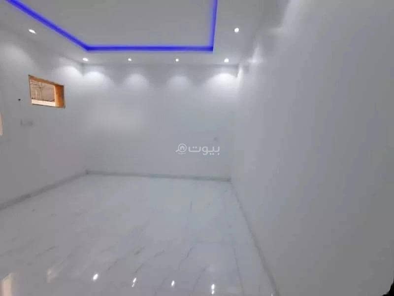 8-Room Villa For Sale, Ibn Burdi Street, Jeddah