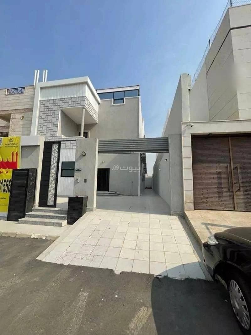 10 Rooms Villa For Sale in Obhur Al Shamaliyah, Jeddah