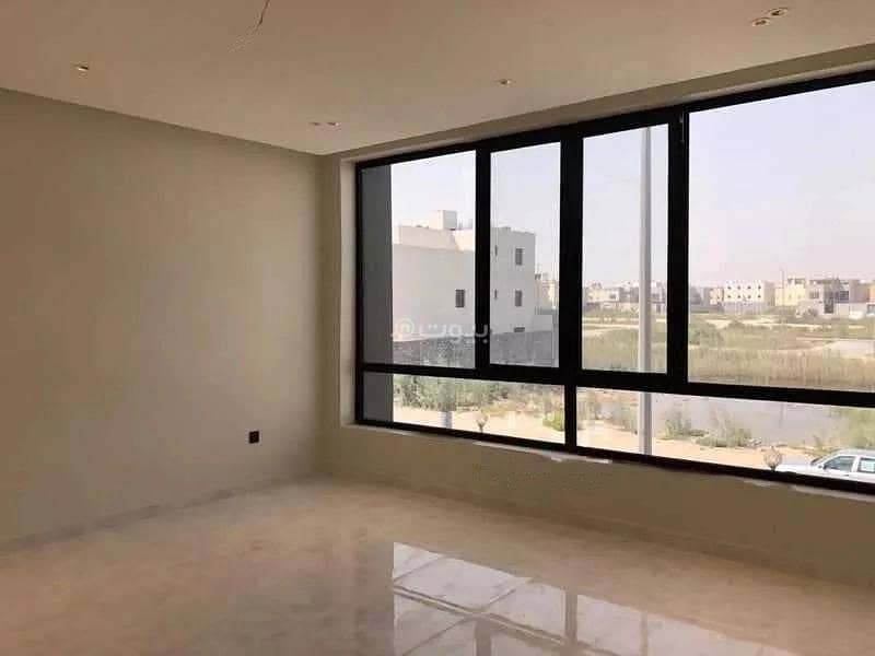 9-Room Villa For Sale in King Fahd Suburb, Dammam
